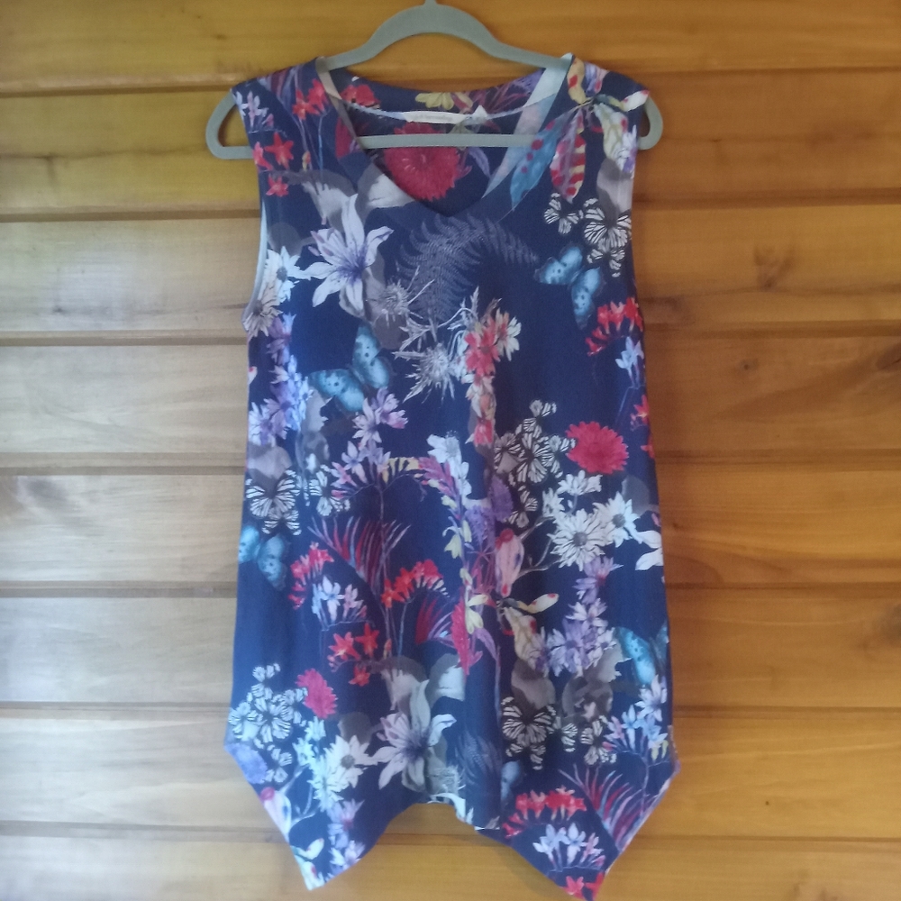 Soft Surroundings Sleeveless Tunic Top Medium Petite  Butterfly Floral Print